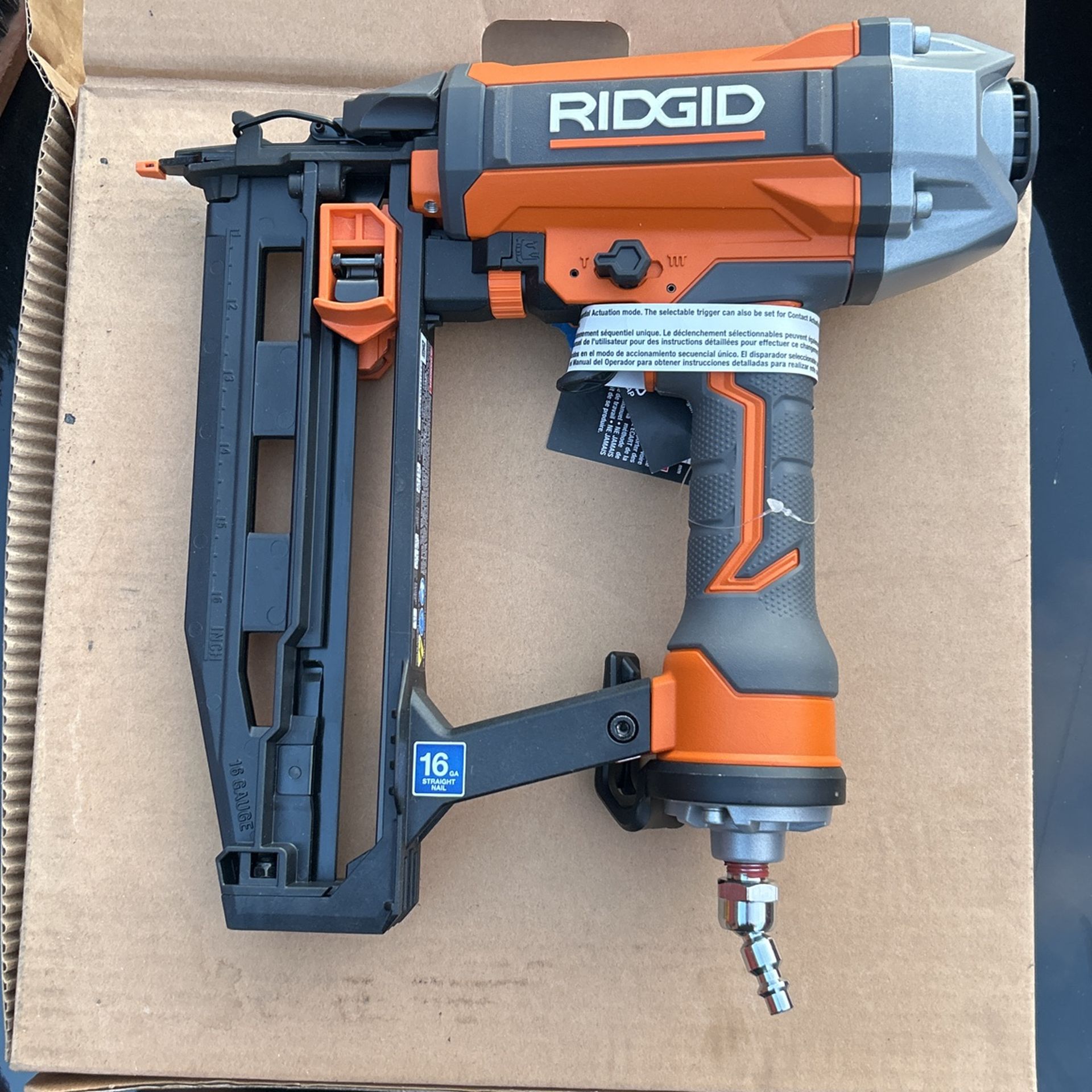 RIDGID 16 gauge brad nailer