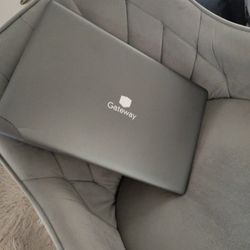 CHOCOLD GREY LAP TOP 15/ HALF WIDE