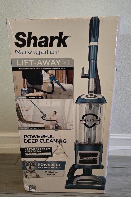 Shark Navigator Lift - Away XL