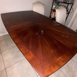 ***$50*** Very Sturdy And Nice Mahogany Dining Table With 7 Chairs And Two Table Leaves *Must Go Today*