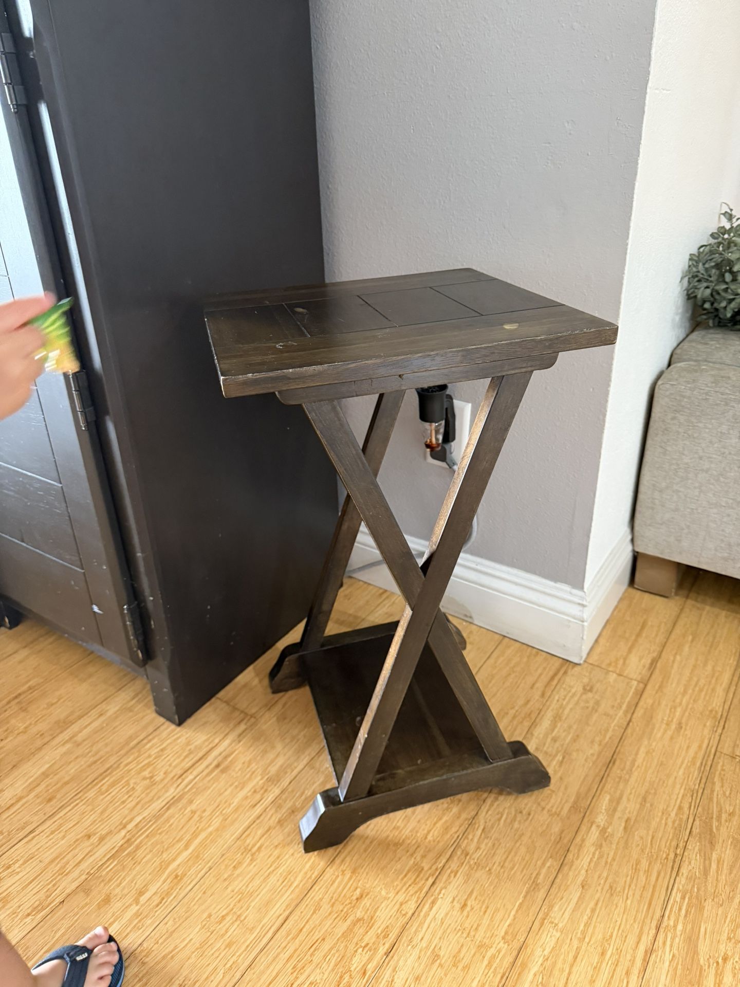 Small Wooden Accent Table / Side Table