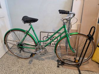 🔥🚲🔥Vintage early 1970s Schwinn Suburban women’s Bike original pristine condition!🔥🚲🔥