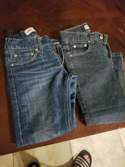 Levis size 8 & other 6
