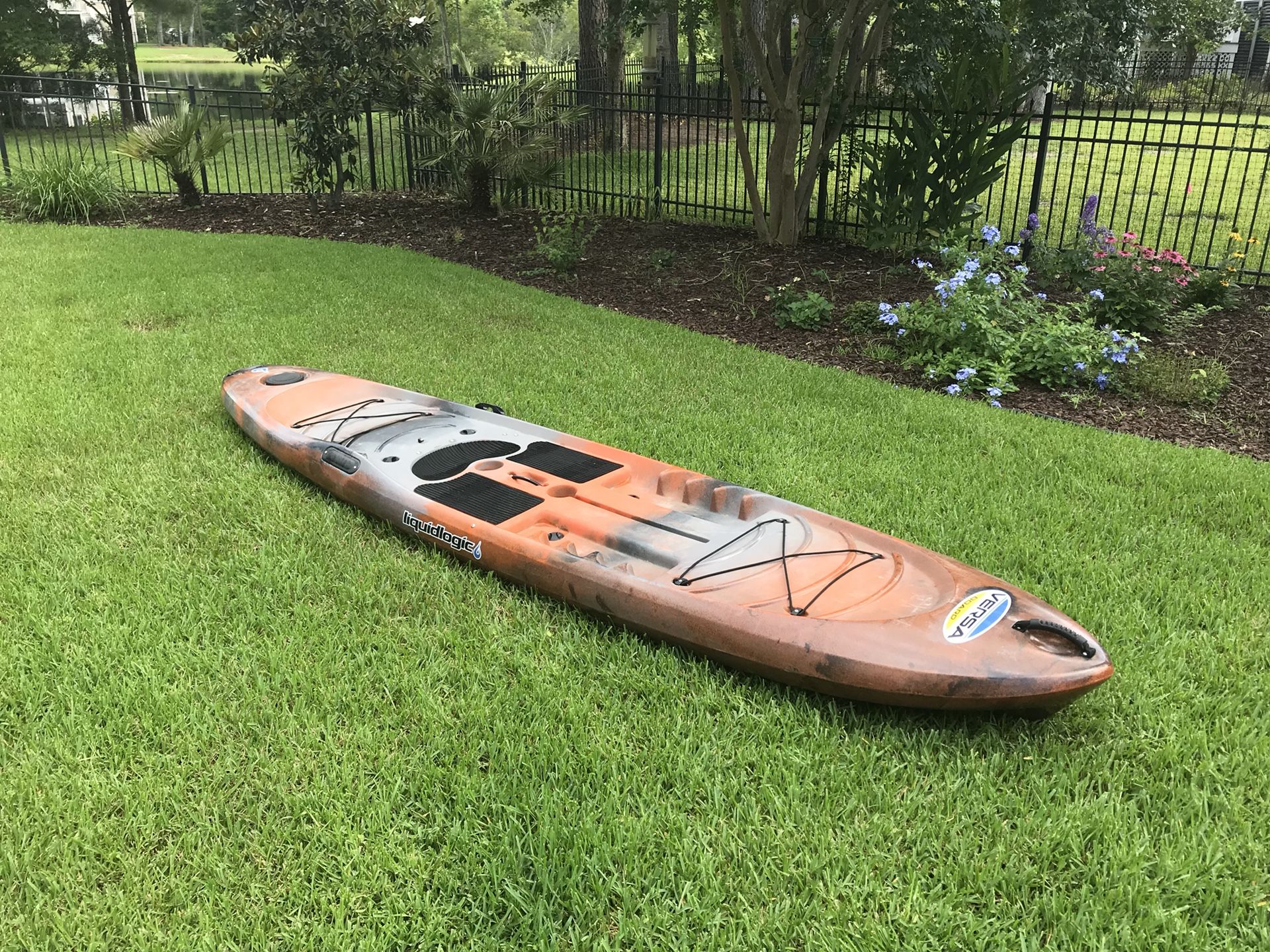 Liquid Logic Versa board paddle board/kayak combo