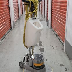 NSS 20" Thoroughbred Floor Machine