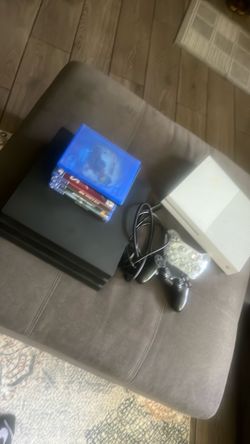 PS4 pro and Xbox one s bundle