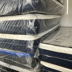 Full Size Plush Pillow Top 