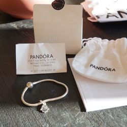 Pandora Bracelet With Hamsa Charm 