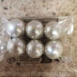 Faux Pearl Magnet Weights (6)