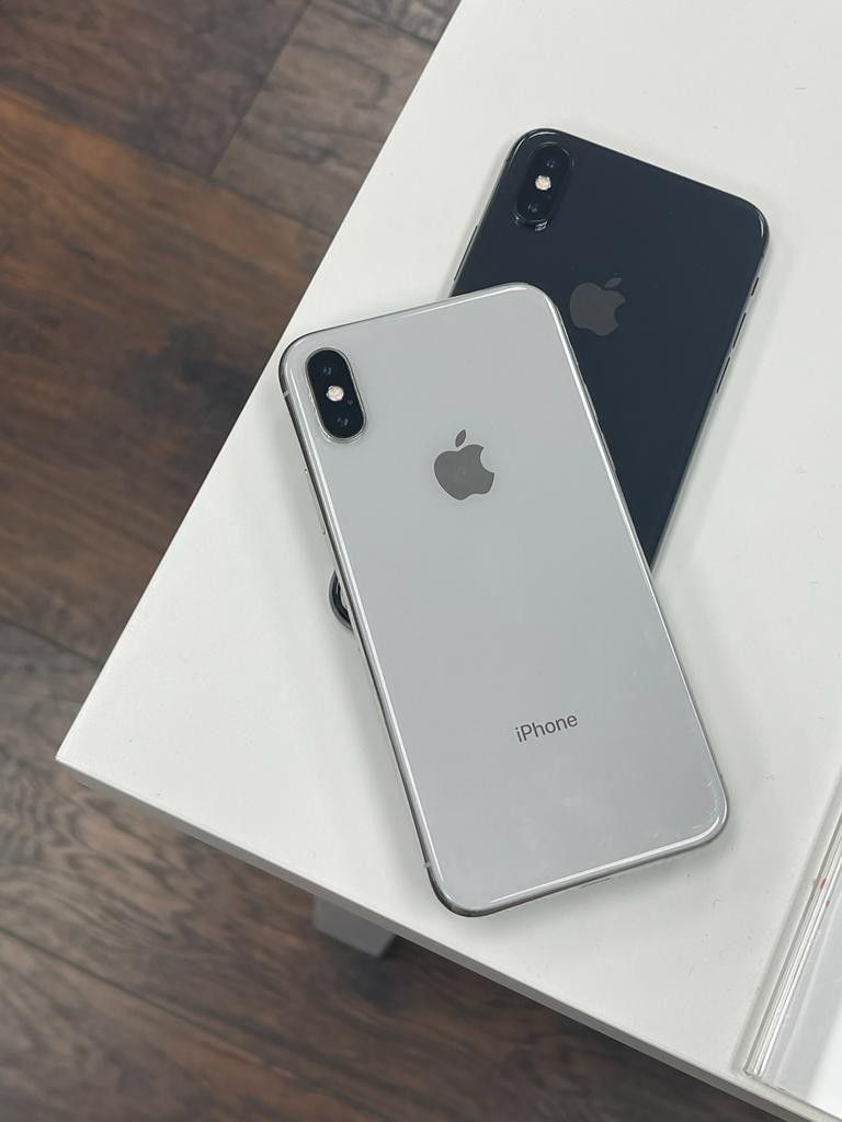 Apple IPhone X Unlocked - PAYMENTS AVAILABLE ONLY $25 DOWN/20% OFF ON WINDOW LAPTOPS 