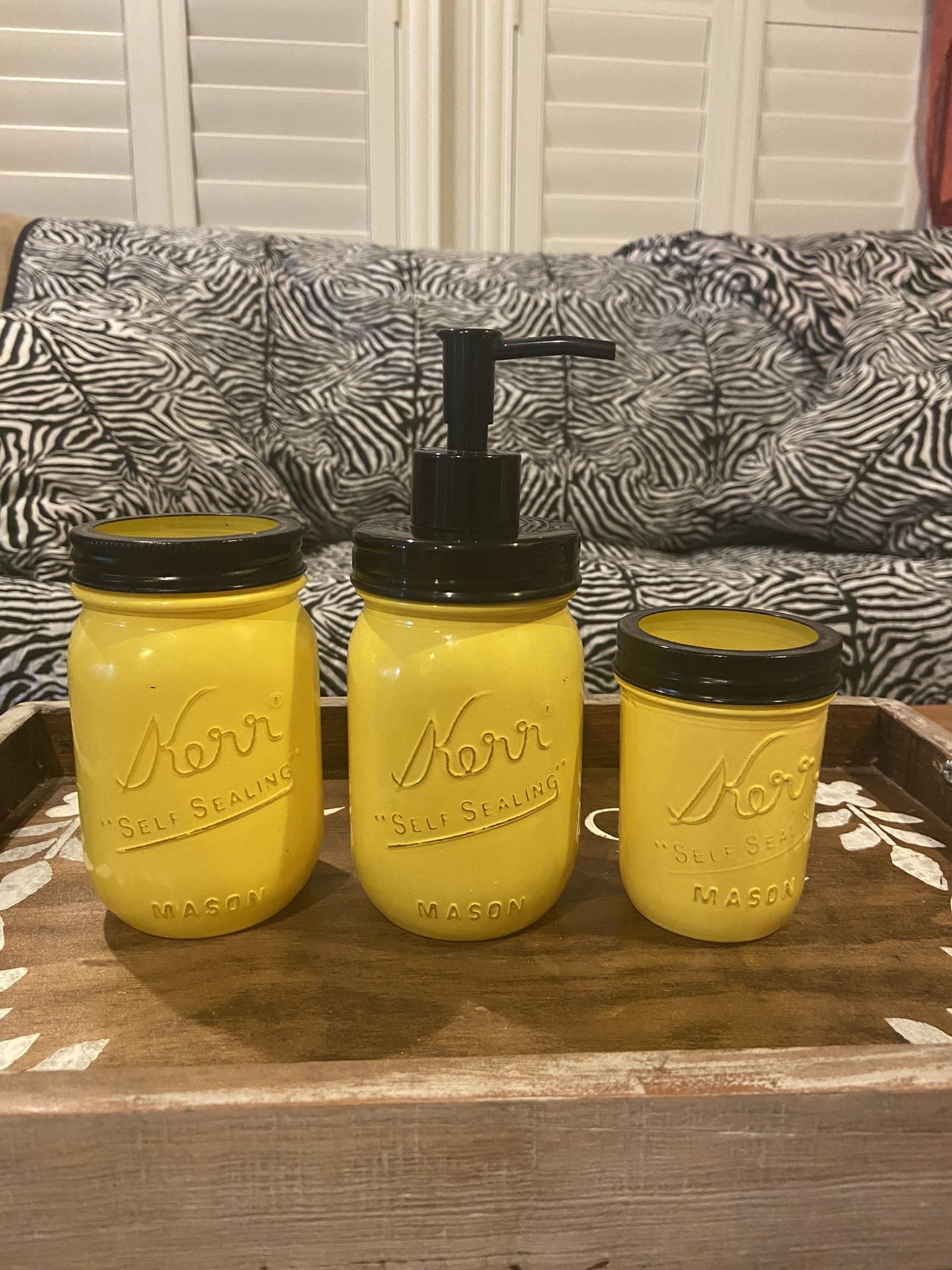 Mason jar bathroom decor