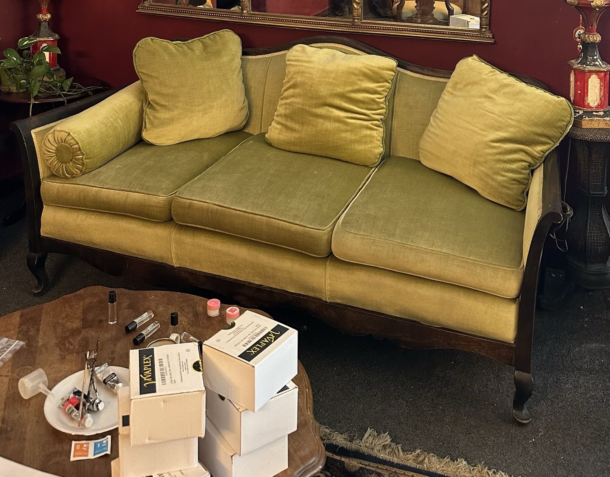 Gorgeous Green Victorian Couch