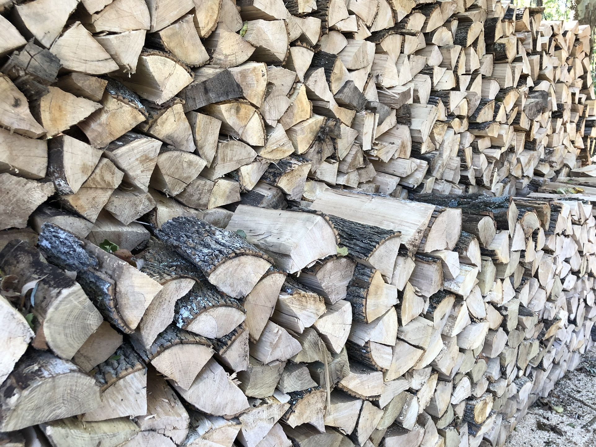 Seasoned Oak Firewood Free Delivery