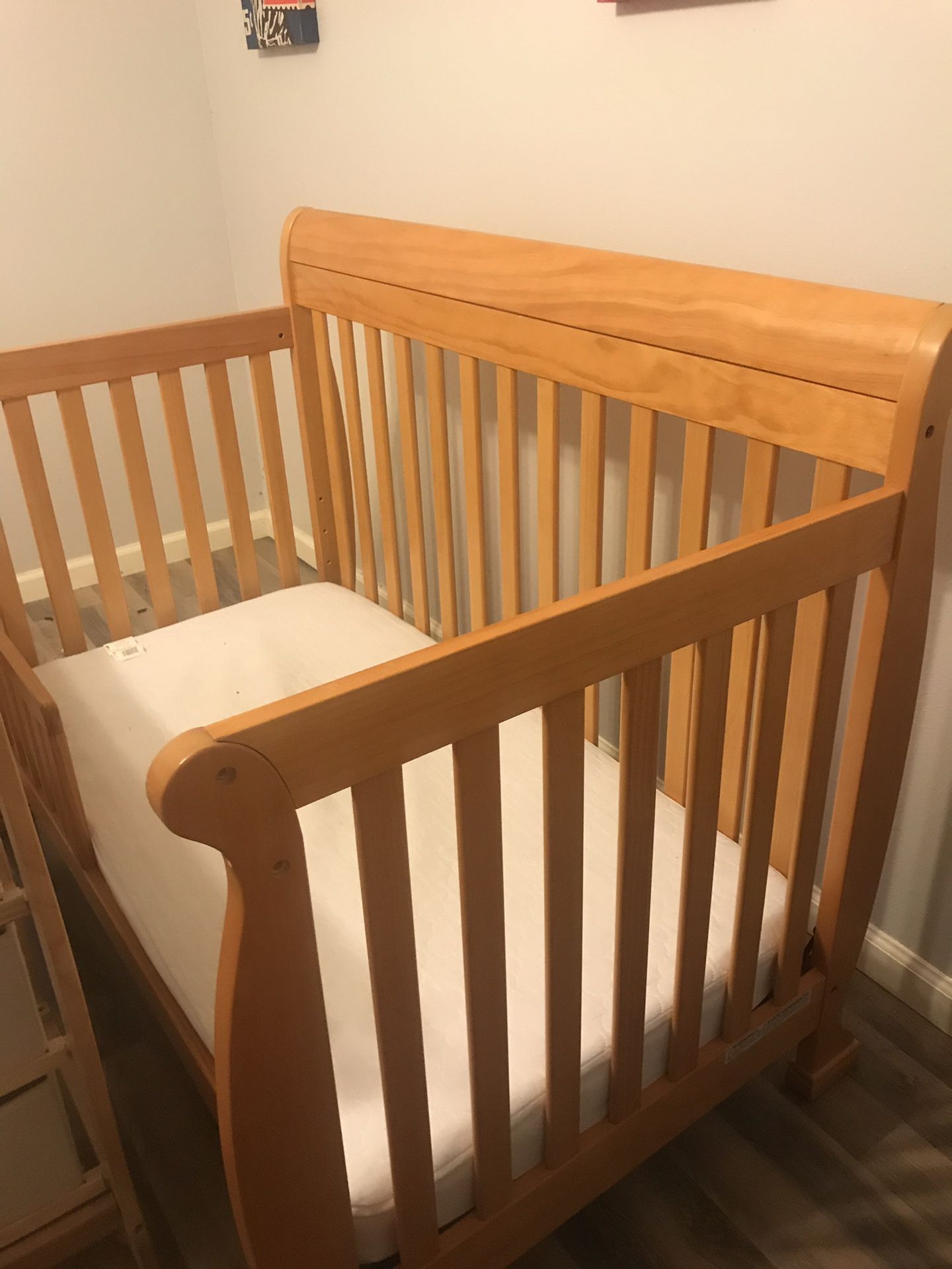 Baby/toddler bed and changing table