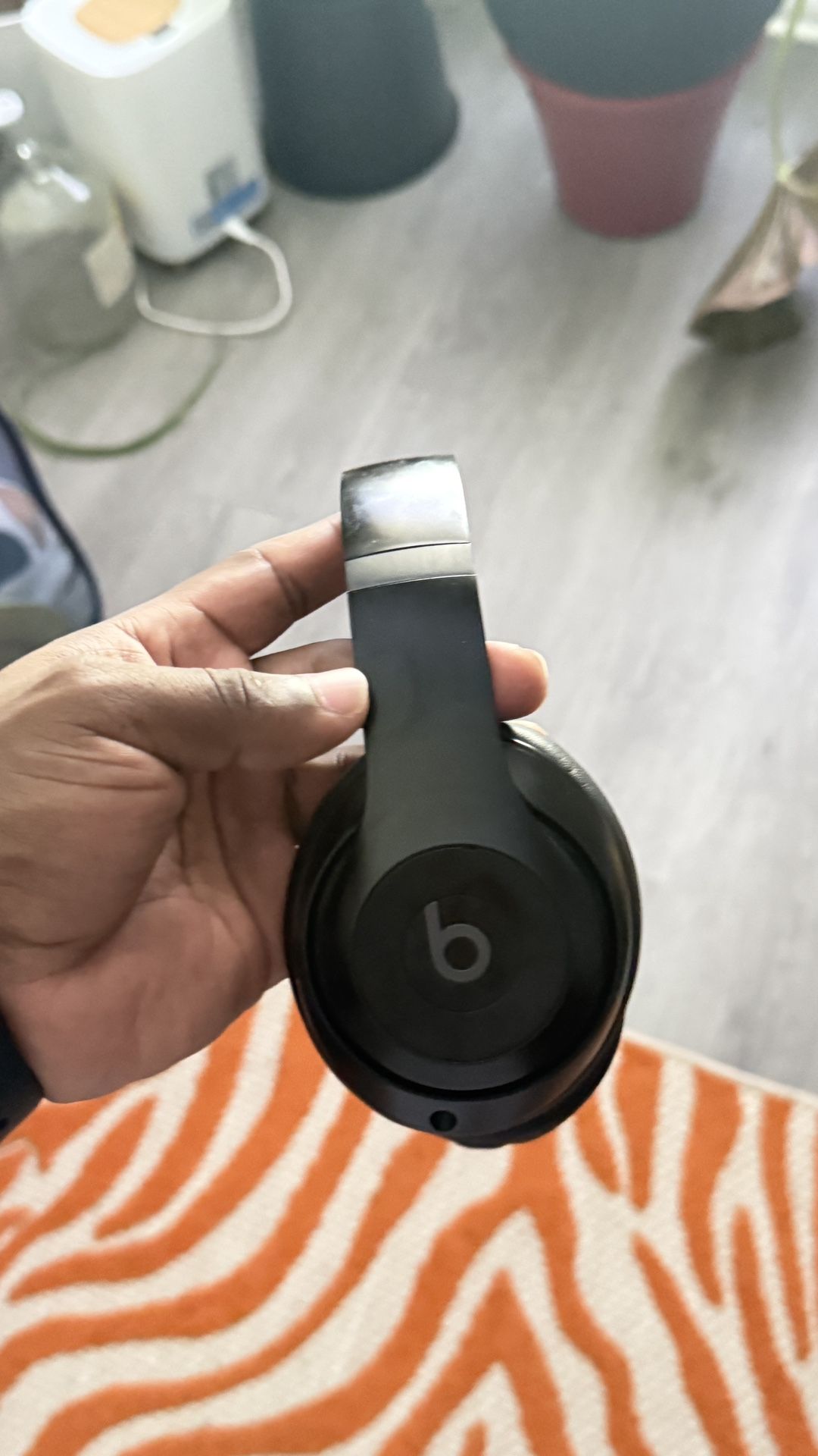 Beats Studio Pro