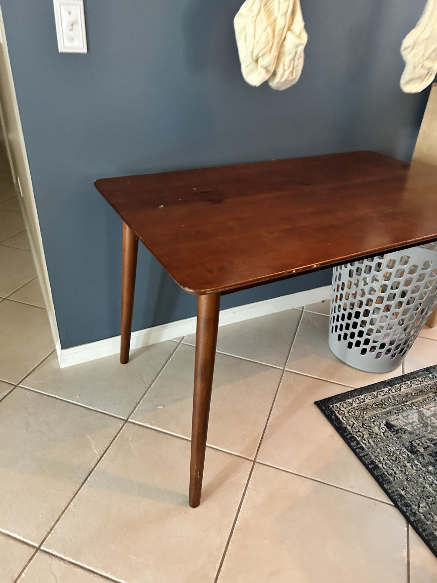 Small Dining Table 