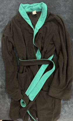 Boys Size 16 XL Circo Black And Green Robe