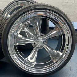 22x11. 22x9 AMERICAN RACING. 295/30/22.