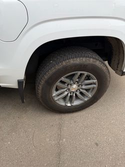 Chevrolet OEM Alloy Wheel with Goodyear Tire