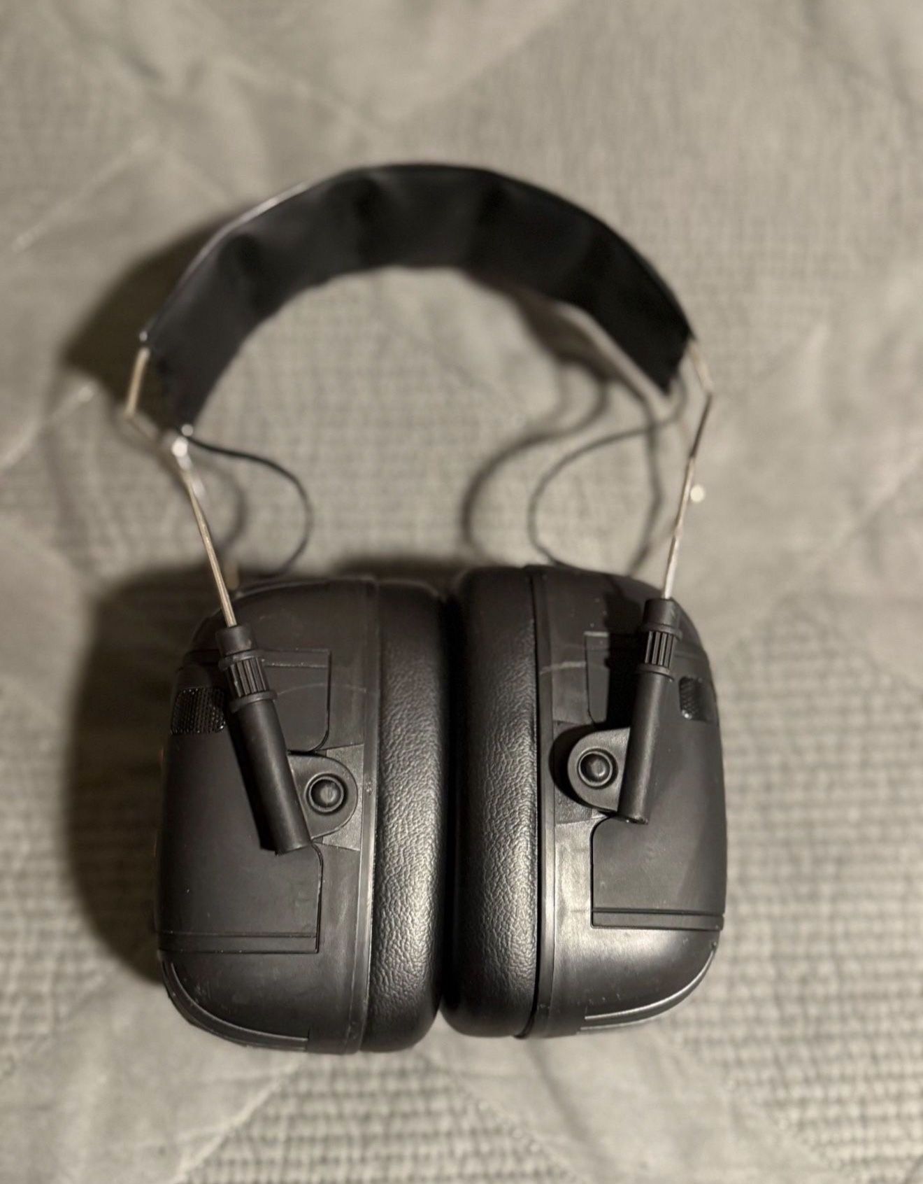 Tzumi Headphones SoundGuard Over Ear Jobsite Hearing Protection