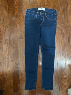 Hollister skinny Jean waist 25” short ( please check my other stuff )