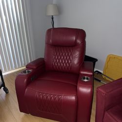 Free 4 Piece Furniture set! 