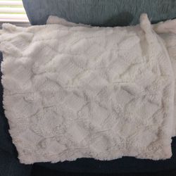 2 Pillow covers