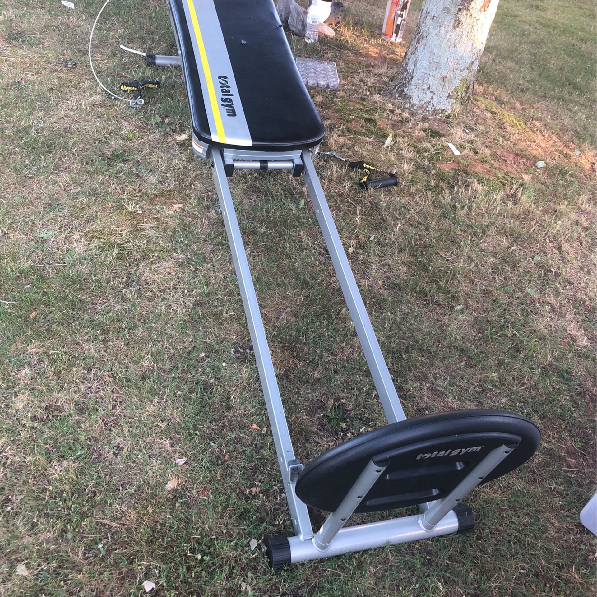 Used Total Gym 60$