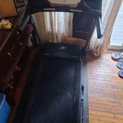 NordicTrack Treadmill For 200 Price Negotiable