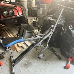 Squat machine 