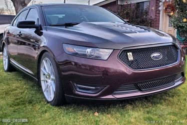 Blemished 2013-2019 Ford Taurus Carbon Creations GT500 V2 Hood - 1 Piece