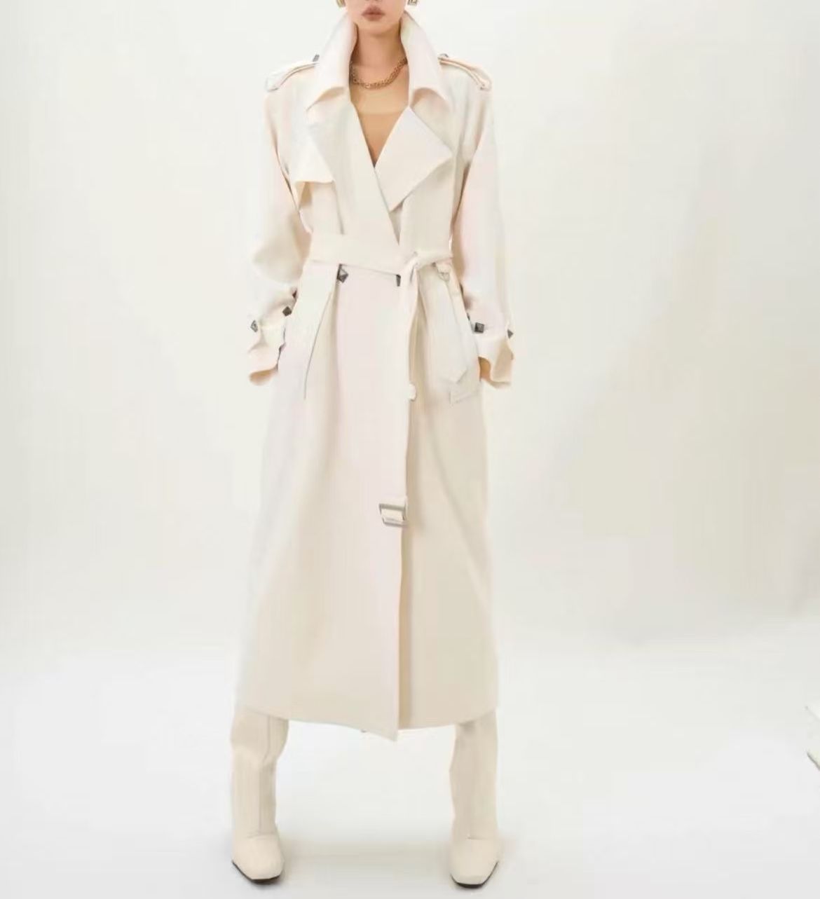 White Long Trench Coat - Luxury Style Double Breasted - Size M/L - Like New