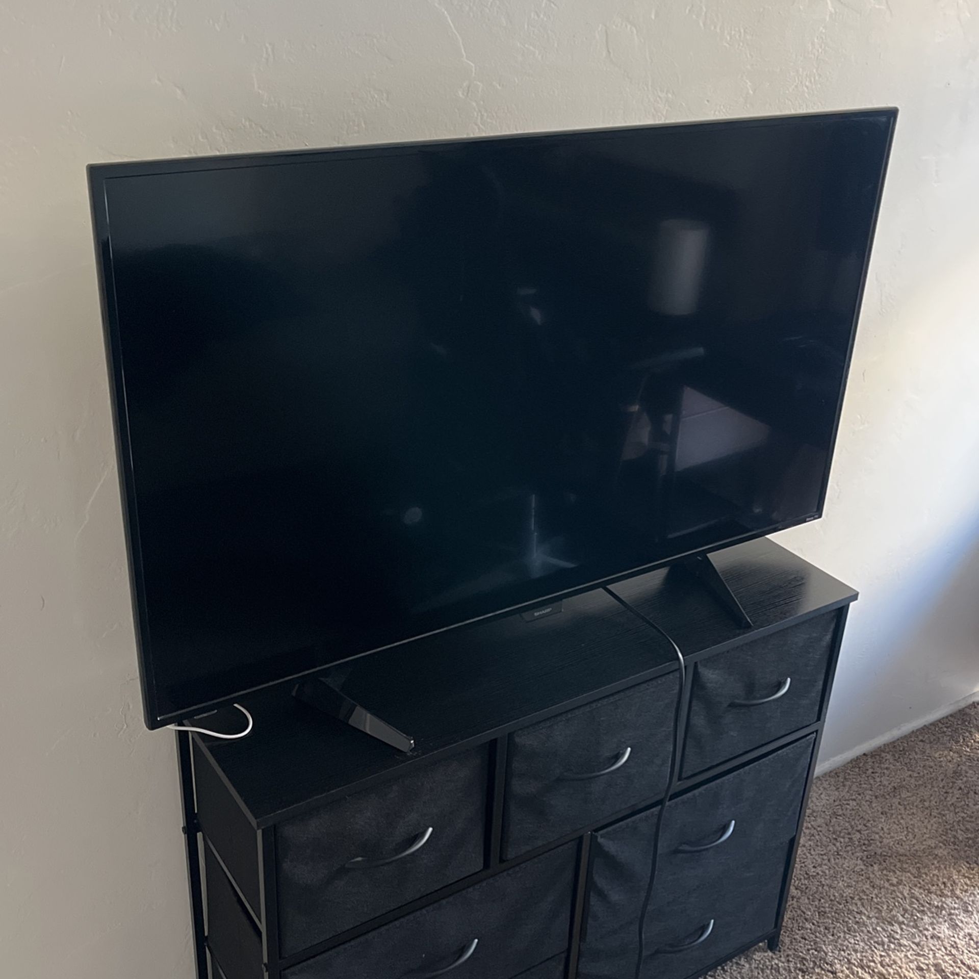 50” Flatscreen Sharp TV 
