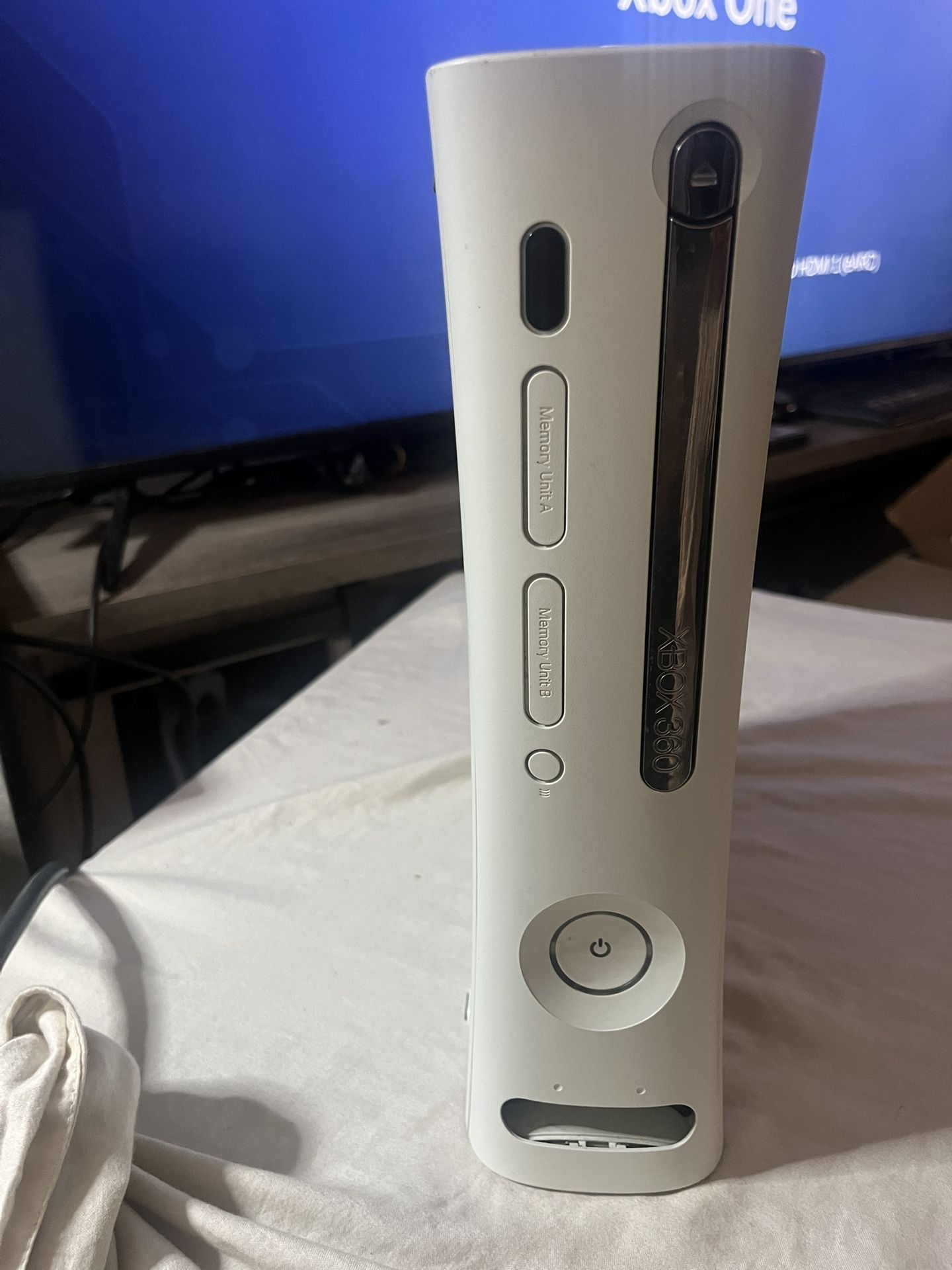 🎮 Xbox 360 White Console Only (No HDD, No Cables, No Controller, no games) 🎮  . . . . . . . . . . . . . . . . . . . . . . . . . . . . . . . . . . .