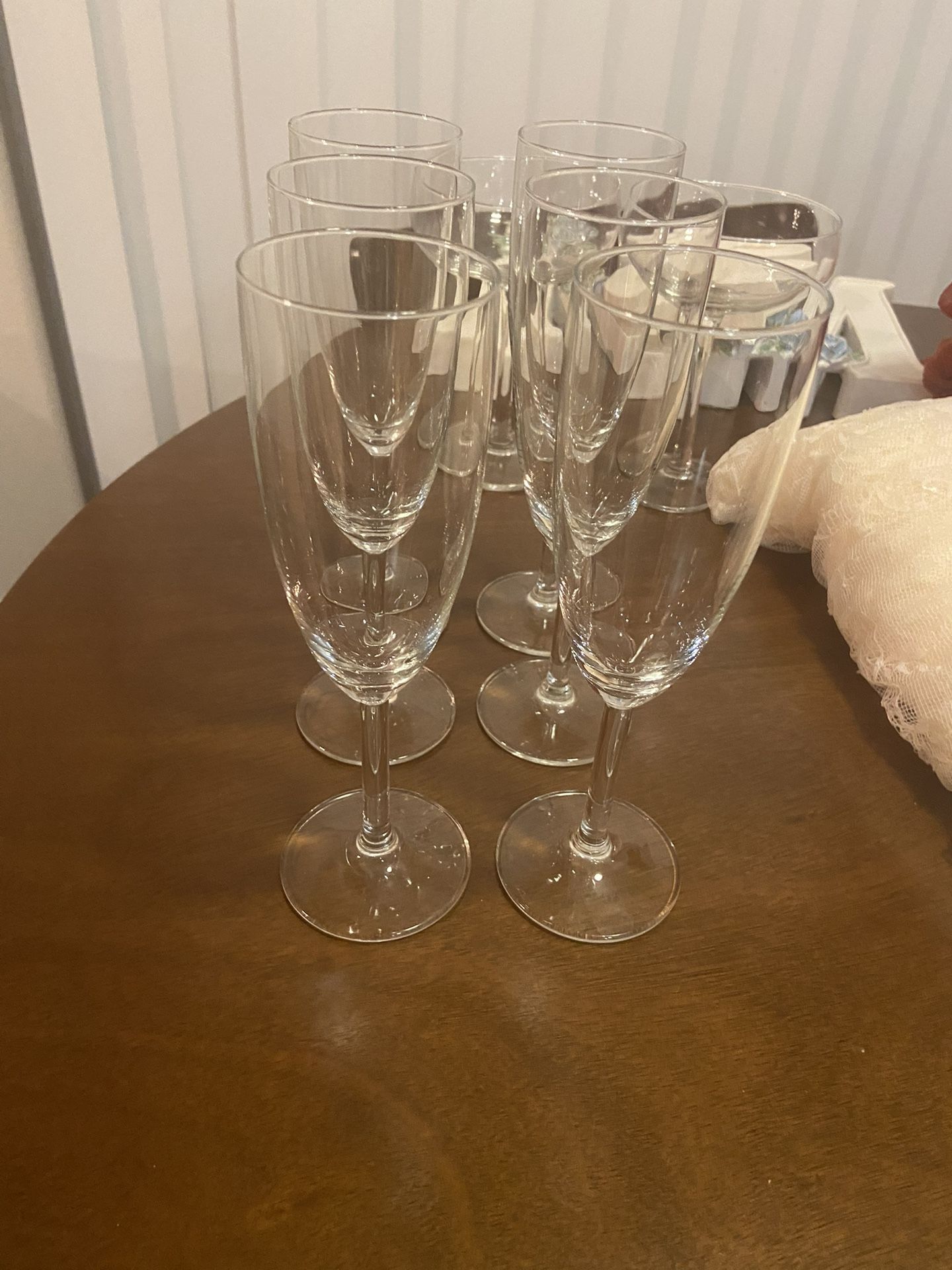 Set Of 6 Champagne Flutes & 2 Coupes