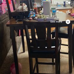 Kitchen Table W/ 4 Chairs