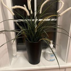 Vase Decoration With Flowers