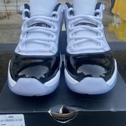 Jordan 11 Retro Low Concord