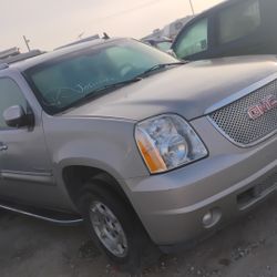 2007  Yukon Denali (parts Only)