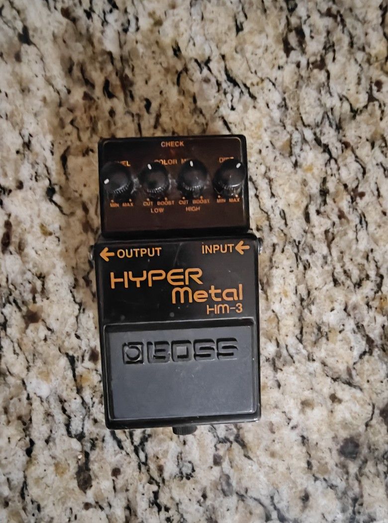 Boss Hyper Metal Distortion pedal 
