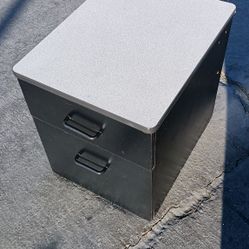 Desk Nigh Stand Or File Cabinet Two Drawer In Great Condition 17" Wide 24" Tall