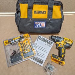 DeWalt 1/2" Drill Driver W/ 14PC. Drill Bit Set( NO incluye Battery/ Battery NOT included)