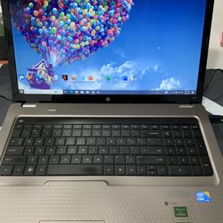 i3…i3…HP NÓTEBOOK ..G-72. WINDOWS 10 PRO  MICROSOFT build On  04/20/2012….1- TERABYTE  HHD  ( Capacity  ) ..4.0 GB RAM . READY FOR CLASSES   