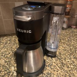 Keurig K-Duo Plus Coffee Machine With Carafe