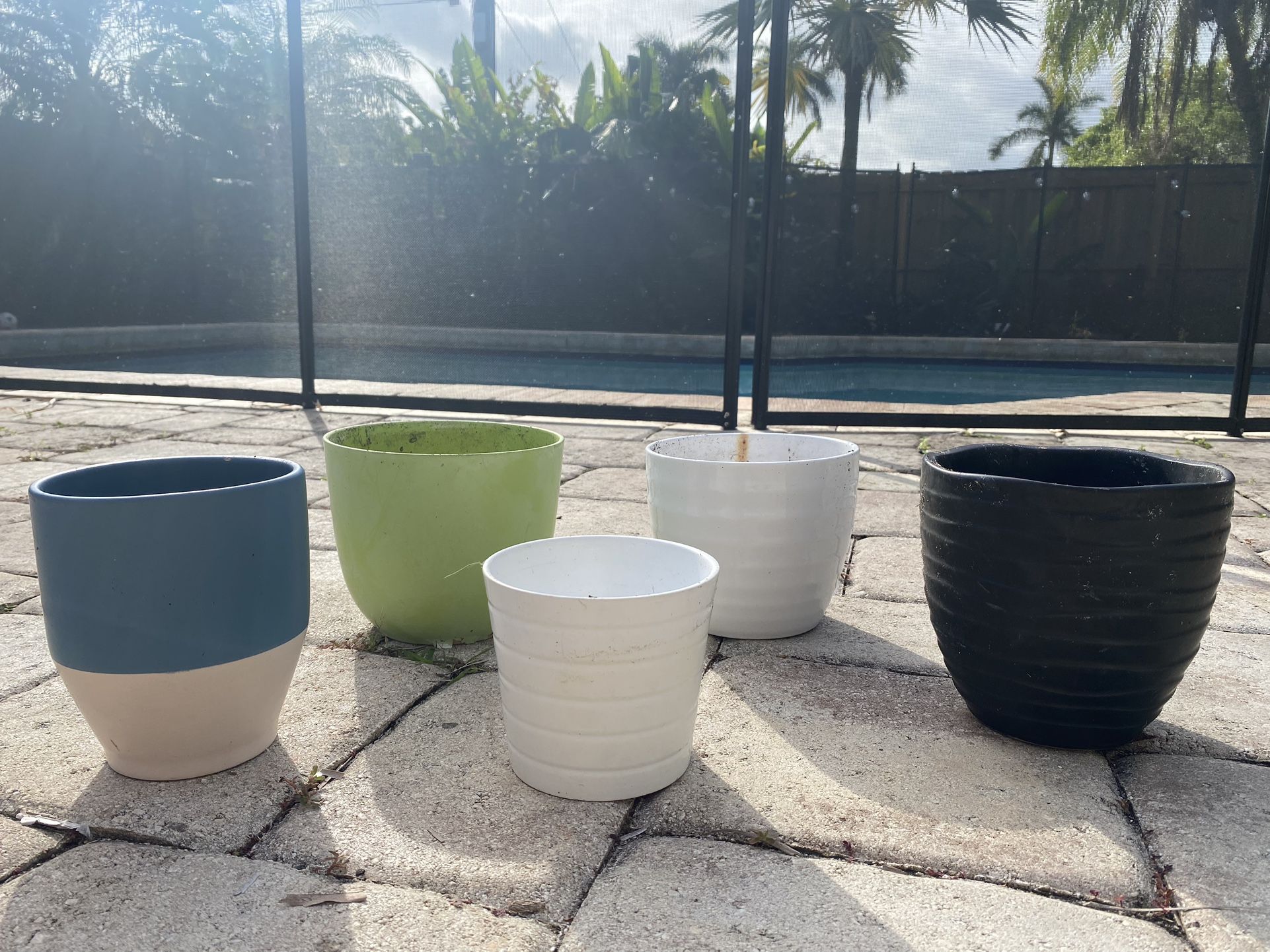 5 Ceramic Pots