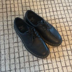 Dr Martens Shoes 