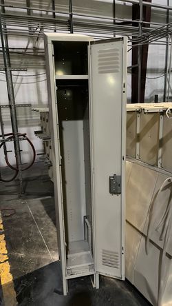 Single-Tier Metal Storage Locker