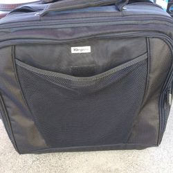 Laptop or projector roller bag