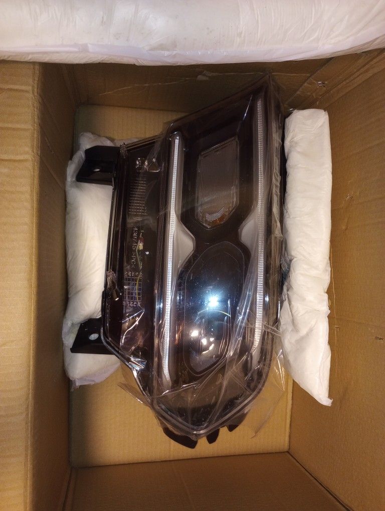2021-2022 Dodge Durango Headlamps