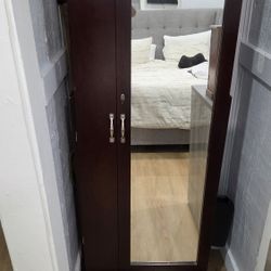 Full Body Jewelry Box 